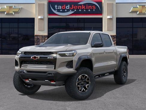 New 2026 Chevrolet Colorado ZR2 w/ Technology Package AWD/4WD image 6
