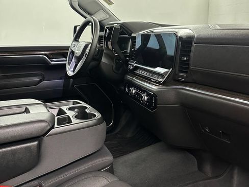 Used 2024 GMC Sierra 1500 Elevation AWD/4WD image 39