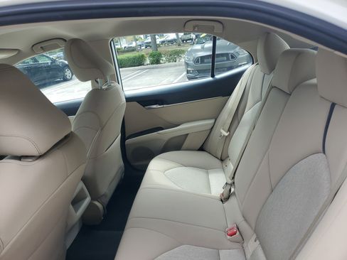 Used 2023 Toyota Camry LE FWD image 11