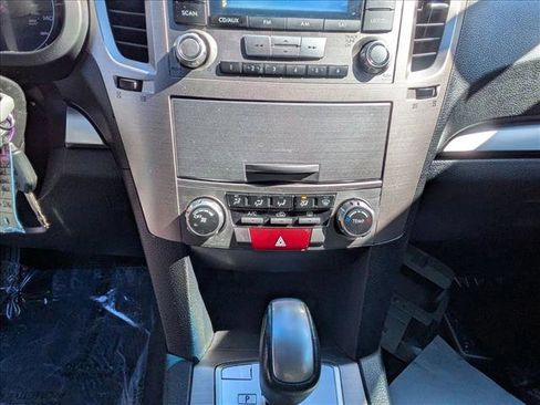 Used 2013 Subaru Legacy 2.5i Premium w/ Popular Pkg 2 image 16