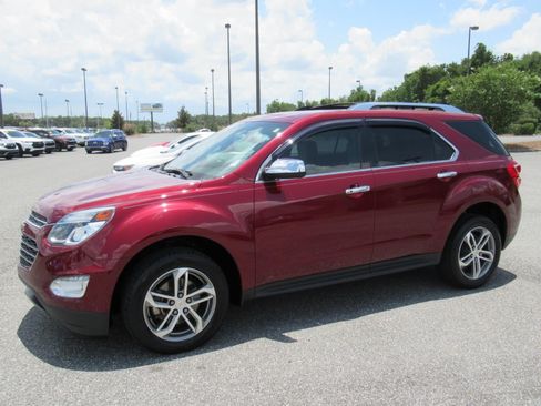 Used 2016 Chevrolet Equinox LTZ w/ Enhanced Convenience Package FWD image 4