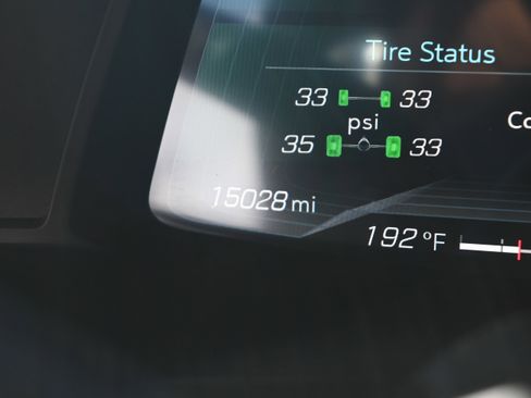 Used 2023 Chevrolet Corvette Stingray Coupe w/ Z51 Performance Package image 22