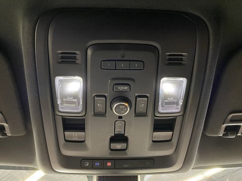 Used 2022 Chevrolet Tahoe High Country image 41