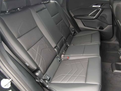 Used 2025 BMW X1 xDrive28i w/ Technology Package image 21