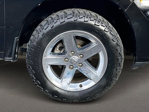 Used 2013 RAM 1500 Express image 34
