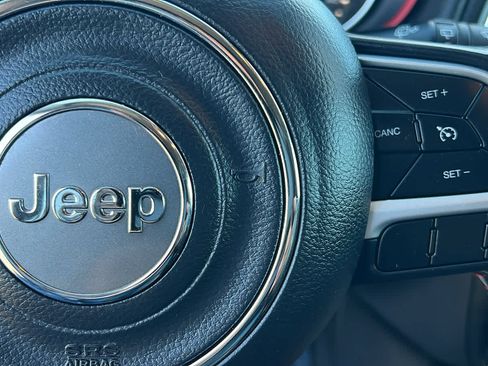 Used 2019 Jeep Compass Trailhawk image 20