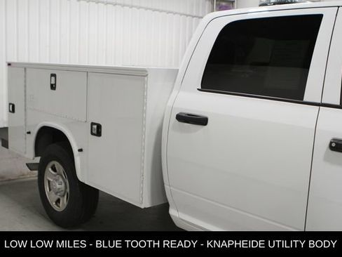 Used 2017 RAM 3500 Tradesman RWD image 3