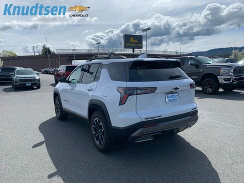 Used 2026 Chevrolet Equinox ACTIV w/ Convenience Package III AWD/4WD image 4