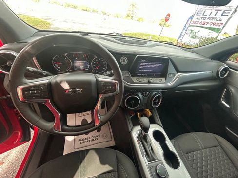Used 2022 Chevrolet Blazer LT image 12