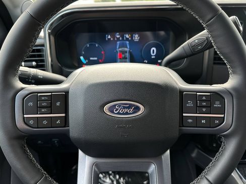 New 2026 Ford F250 Lariat w/ Black Appearance Package AWD/4WD image 23