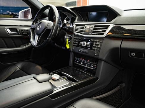 Used 2012 Mercedes-Benz E 350 4MATIC Sedan image 51
