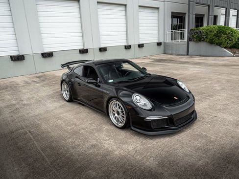 Used 2014 Porsche 911 GT3 RWD image 5