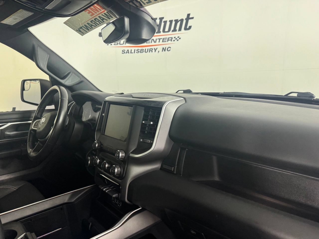 Used 2022 RAM 1500 Big Horn AWD/4WD image 30