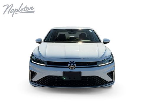 Used 2025 Volkswagen Jetta SE w/ Black Wheel Package FWD image 9