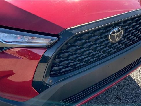 Used 2023 Toyota Corolla Cross LE image 29