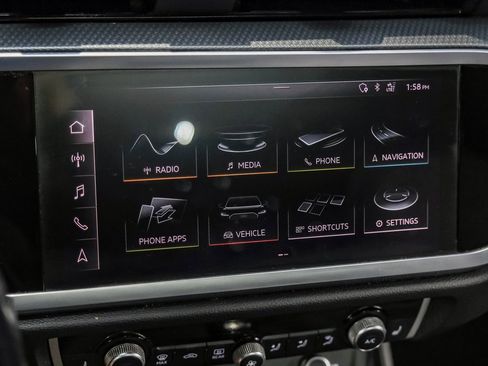 Used 2020 Audi Q3 2.0T Premium Plus w/ Premium Plus Package image 33