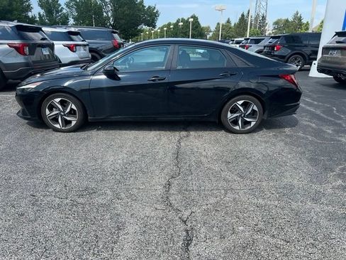 Used 2023 Hyundai Elantra SEL w/ Convenience Package FWD image 1