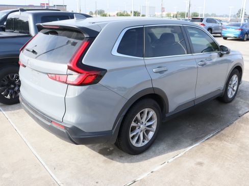Used 2023 Honda CR-V EX-L image 11