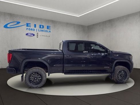 Used 2023 GMC Sierra 1500 AT4 w/ AT4 Preferred Package image 5
