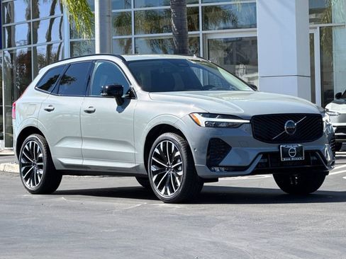 New 2026 Volvo XC60 B5 Ultra w/ Climate Package PRO image 7