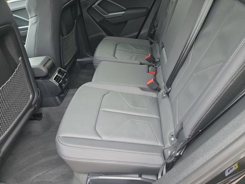 Certified 2025 Audi Q3 2.0T Premium w/ Convenience Package image 7