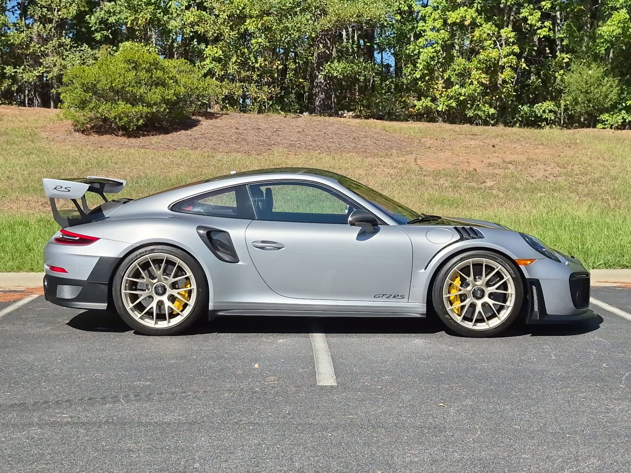 Certified 2018 Porsche 911 GT2 RS RWD image 26