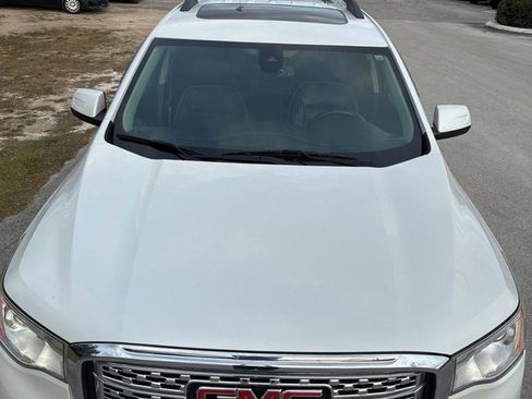 Used 2018 GMC Acadia Denali w/ Technology Package image 9