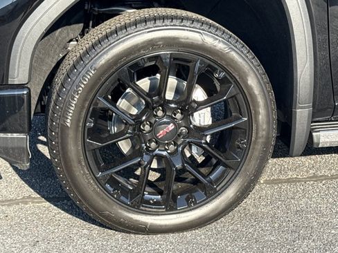 New 2026 GMC Sierra 1500 Denali w/ Denali Reserve Package AWD/4WD image 18
