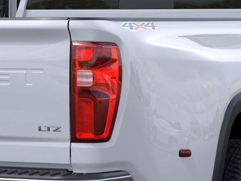 New 2026 Chevrolet Silverado 3500 LTZ w/ LTZ Texas Edition AWD/4WD image 11