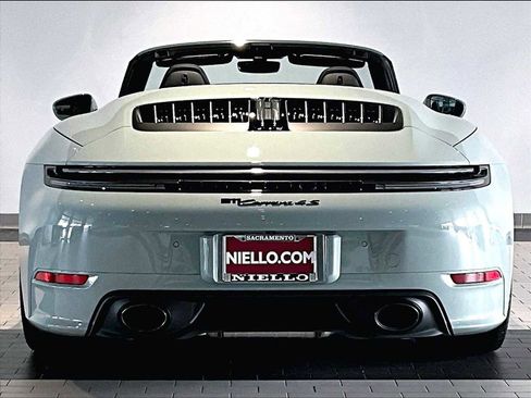 New 2026 Porsche 911 Carrera 4S image 6