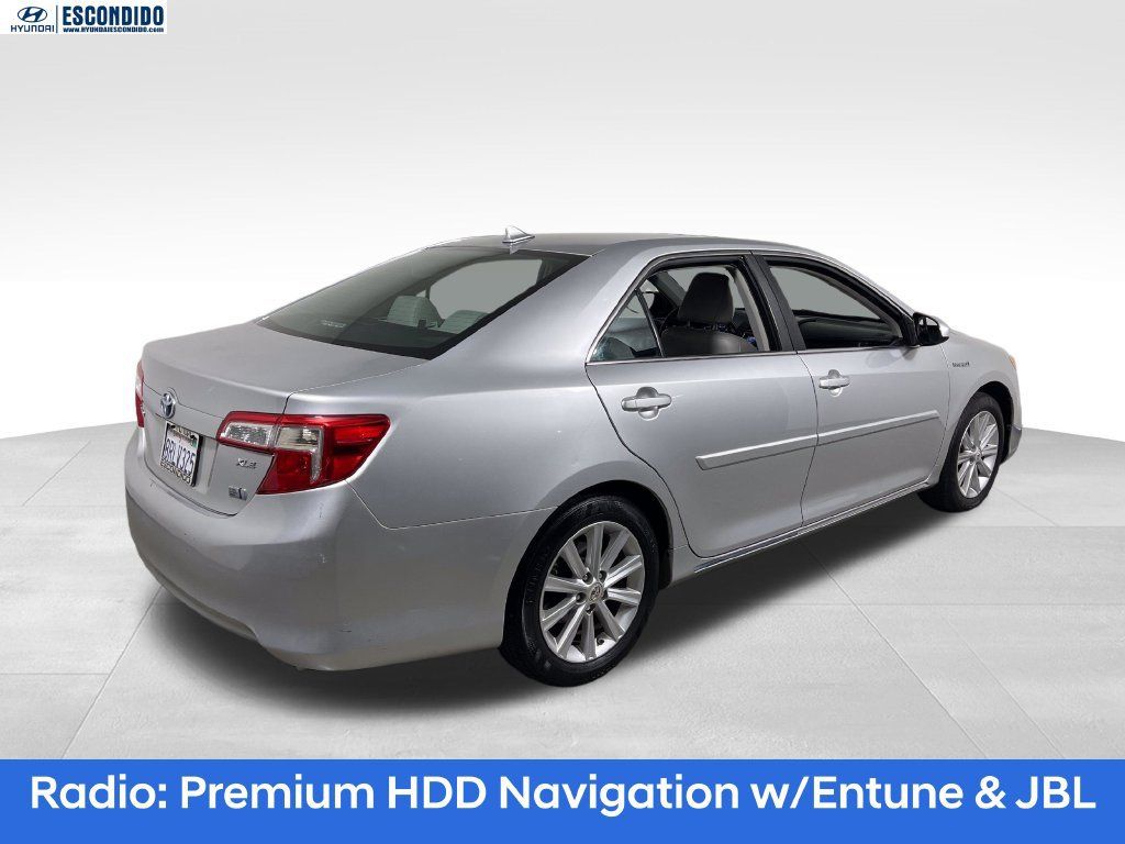 Used 2013 Toyota Camry XLE w/ Leather Pkg FWD image 5