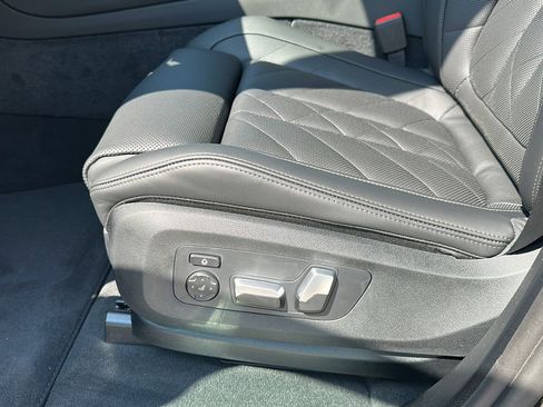 New 2026 BMW X5 sDrive40i w/ M Sport Package image 12
