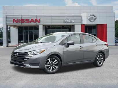Used 2025 Nissan Versa SV w/ Trunk Package