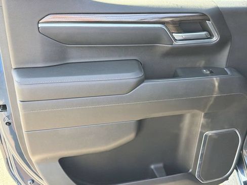 Used 2022 Chevrolet Silverado 1500 RST AWD/4WD image 19