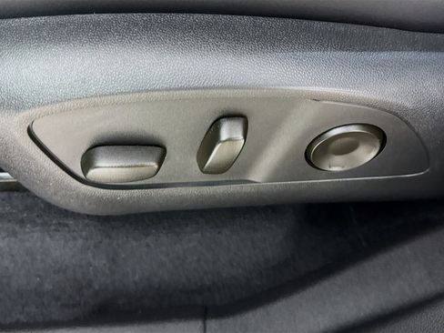 Used 2025 Buick Enclave Preferred image 24