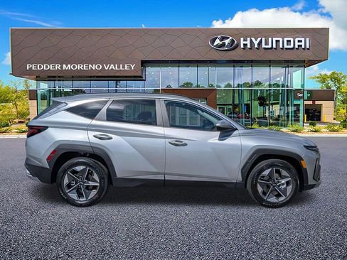 New 2026 Hyundai Tucson SEL image 3