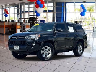 Used 2022 Toyota 4Runner SR5 Premium w/ Moonroof Package RWD video 1