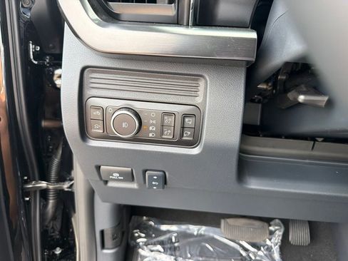 New 2026 Ford F350 Lariat AWD/4WD image 19