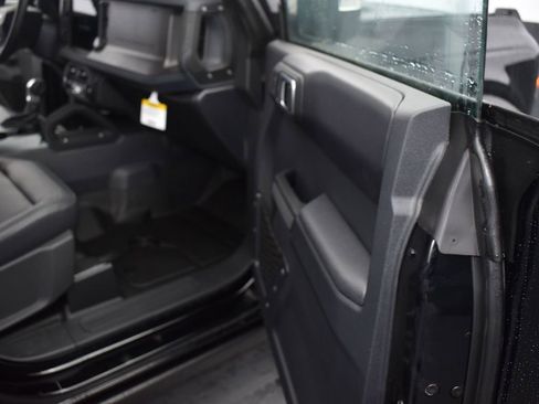 New 2025 Ford Bronco Badlands AWD/4WD image 17