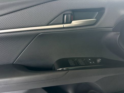 New 2026 Toyota Camry Hybrid image 10