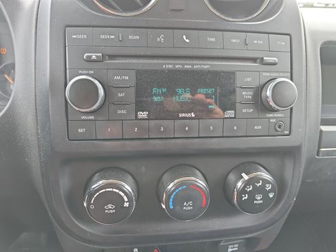 Used 2016 Jeep Patriot Sport w/ Power Value Group FWD image 22