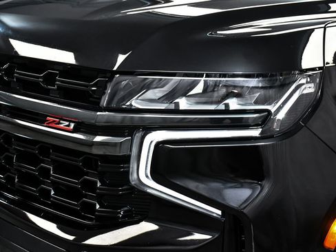 Used 2021 Chevrolet Suburban Z71 w/ Z71 Off-Road Package AWD/4WD image 72