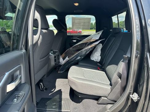 New 2026 RAM 2500 Big Horn AWD/4WD image 10