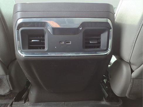 Used 2023 Chevrolet Silverado 1500 LTZ image 14