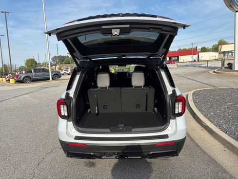 New 2026 Ford Explorer ST-Line image 33