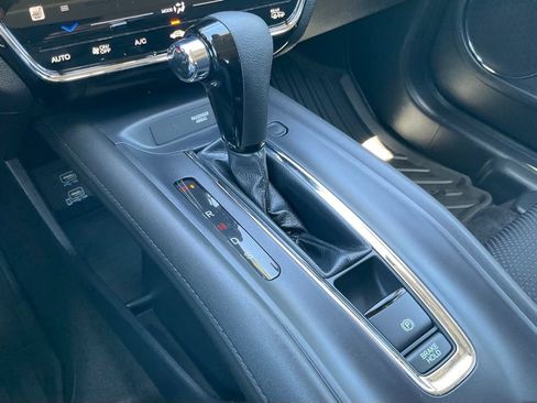 Used 2022 Honda HR-V EX image 42