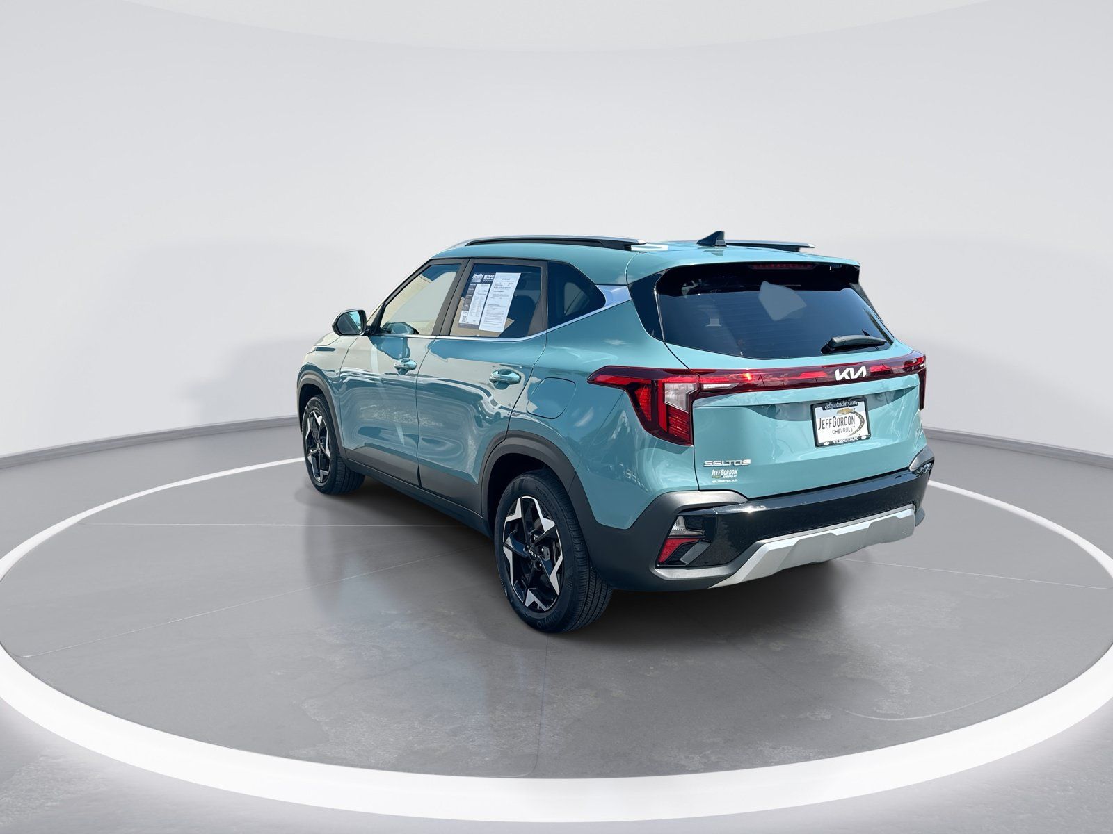 Used 2024 Kia Seltos EX AWD/4WD image 7