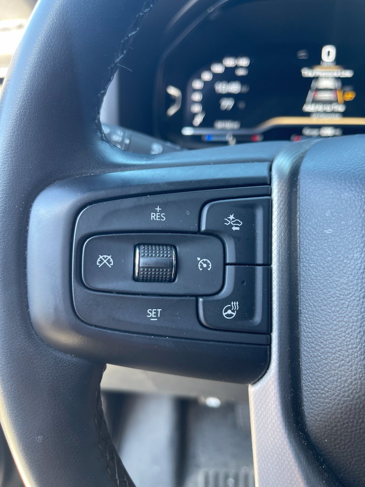 Used 2024 GMC Yukon Denali AWD/4WD image 14