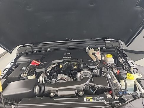 Used 2019 Jeep Wrangler Unlimited Sport S AWD/4WD image 33