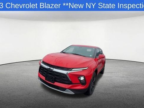 Used 2023 Chevrolet Blazer LT w/ Driver Confidence Package AWD/4WD image 3